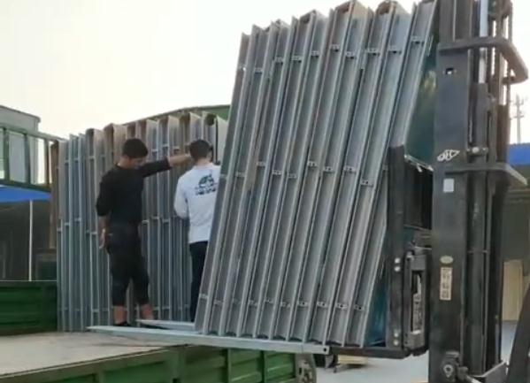 【视频】宏安门业2020.4月份发货